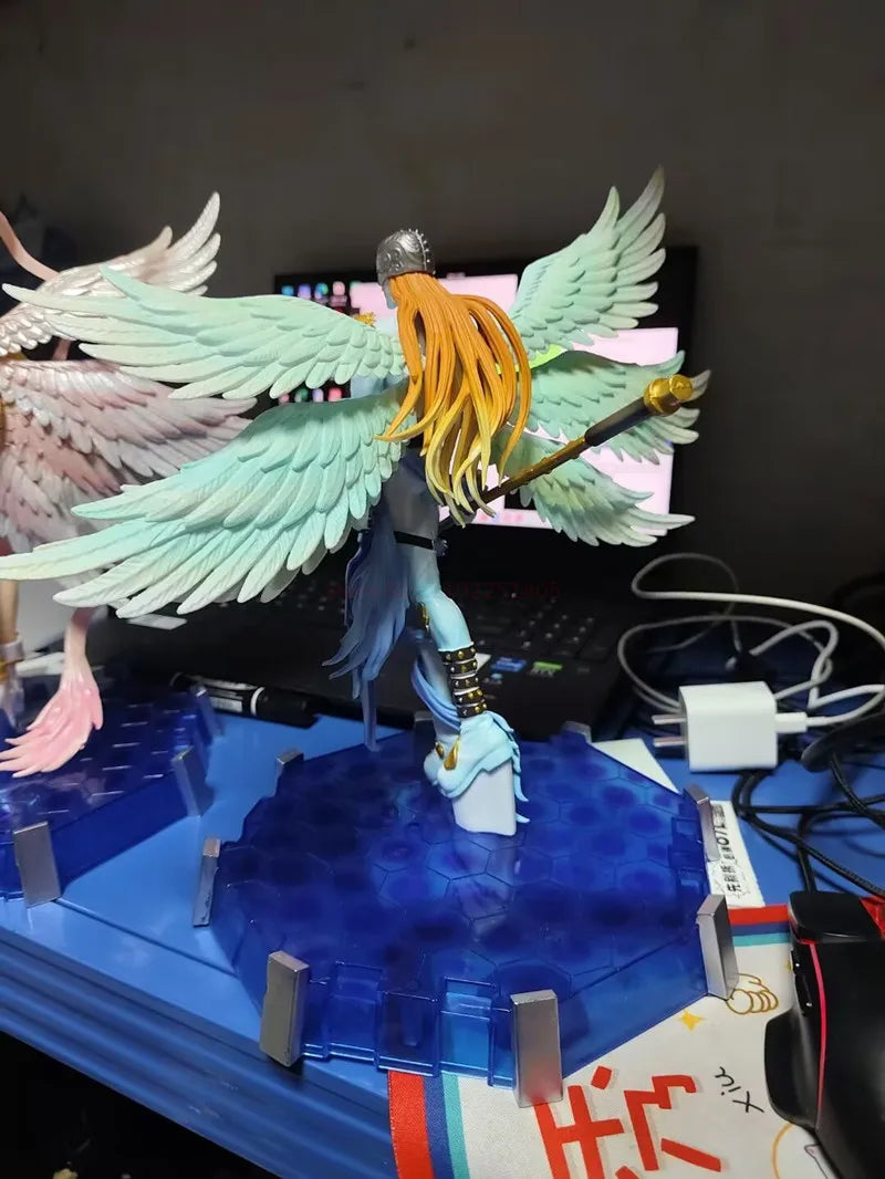 Action Figure Digimon Angewomon e Angemon 28cm - Estátua PVC com LED
