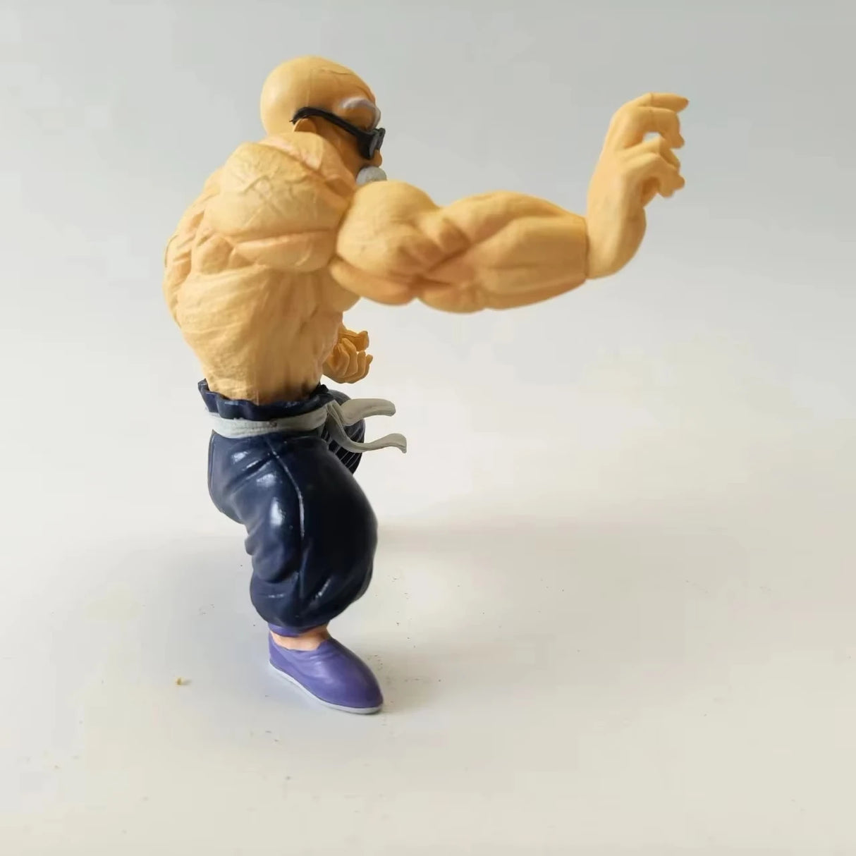 Action Figure Dragon Ball Mestre Roshi Muscular - Modelo Colecionável