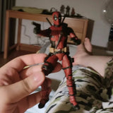 Action Figure Deadpool Marvel Legends Wade Wilson - Modelo Articulado Premium
