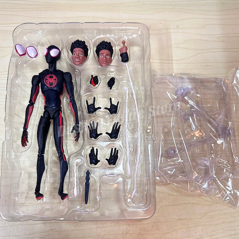 Action Figure Miles Morales SHF Homem-Aranha no Aranhaverso - Boneco Articulado