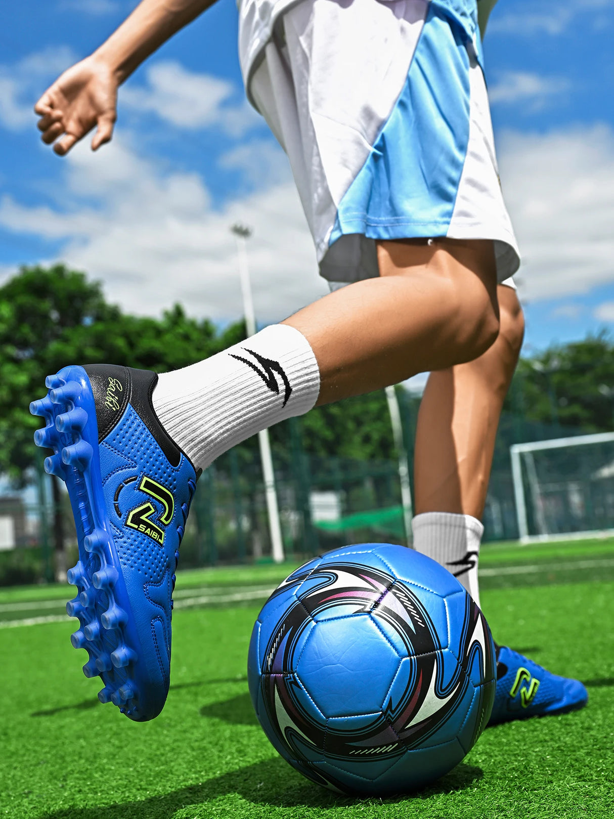 Chuteira de Futebol Premium MG/FG Unissex - Alta Aderência Multi-Gramado